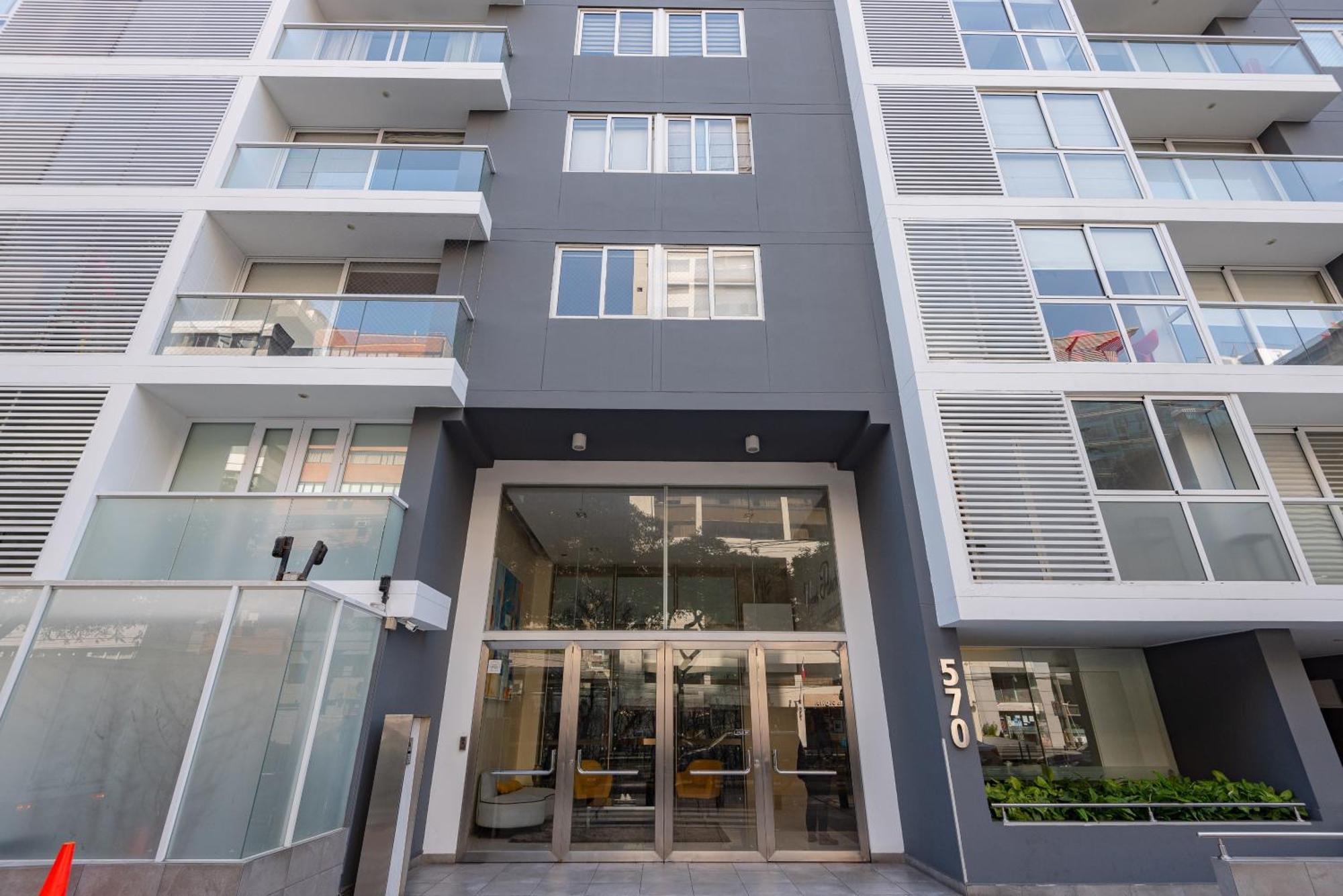 Skyliving Towers Apartments - Peru ลิมา ภายนอก รูปภาพ